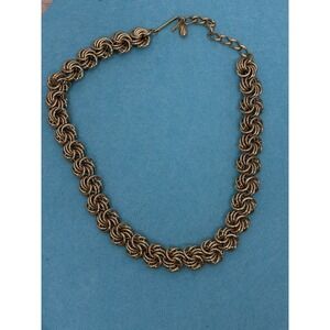 Golden Tone Chunky Spiral Wreath Circle Retro Y2K Chain